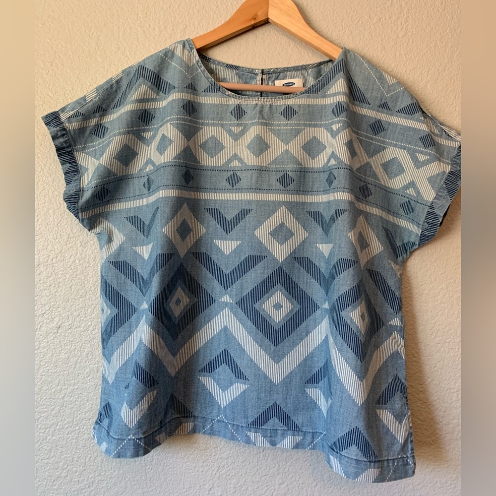Old navy large boxy cropped top blouse blue white